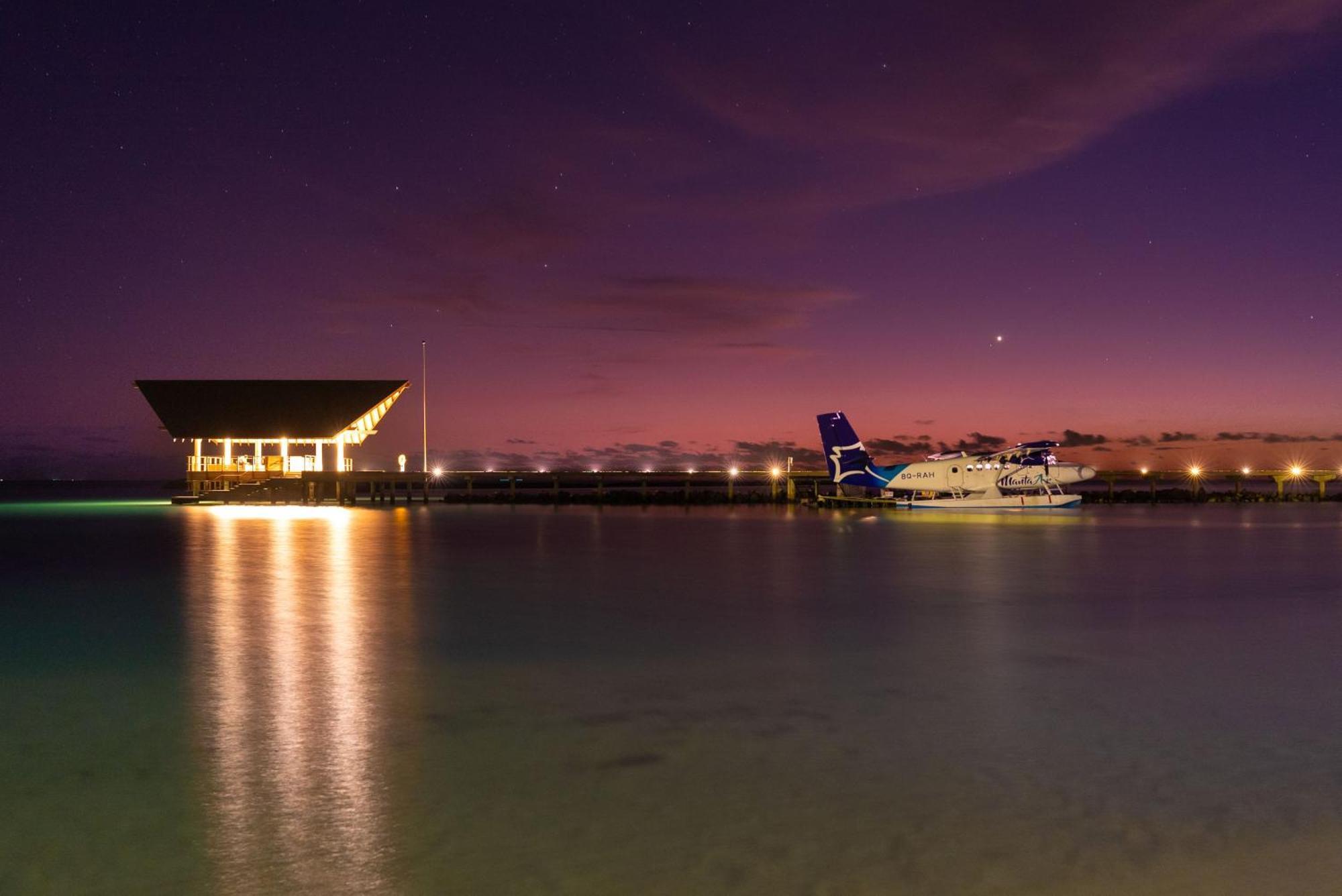 Raaya By Atmosphere Maakurathu Exterior photo