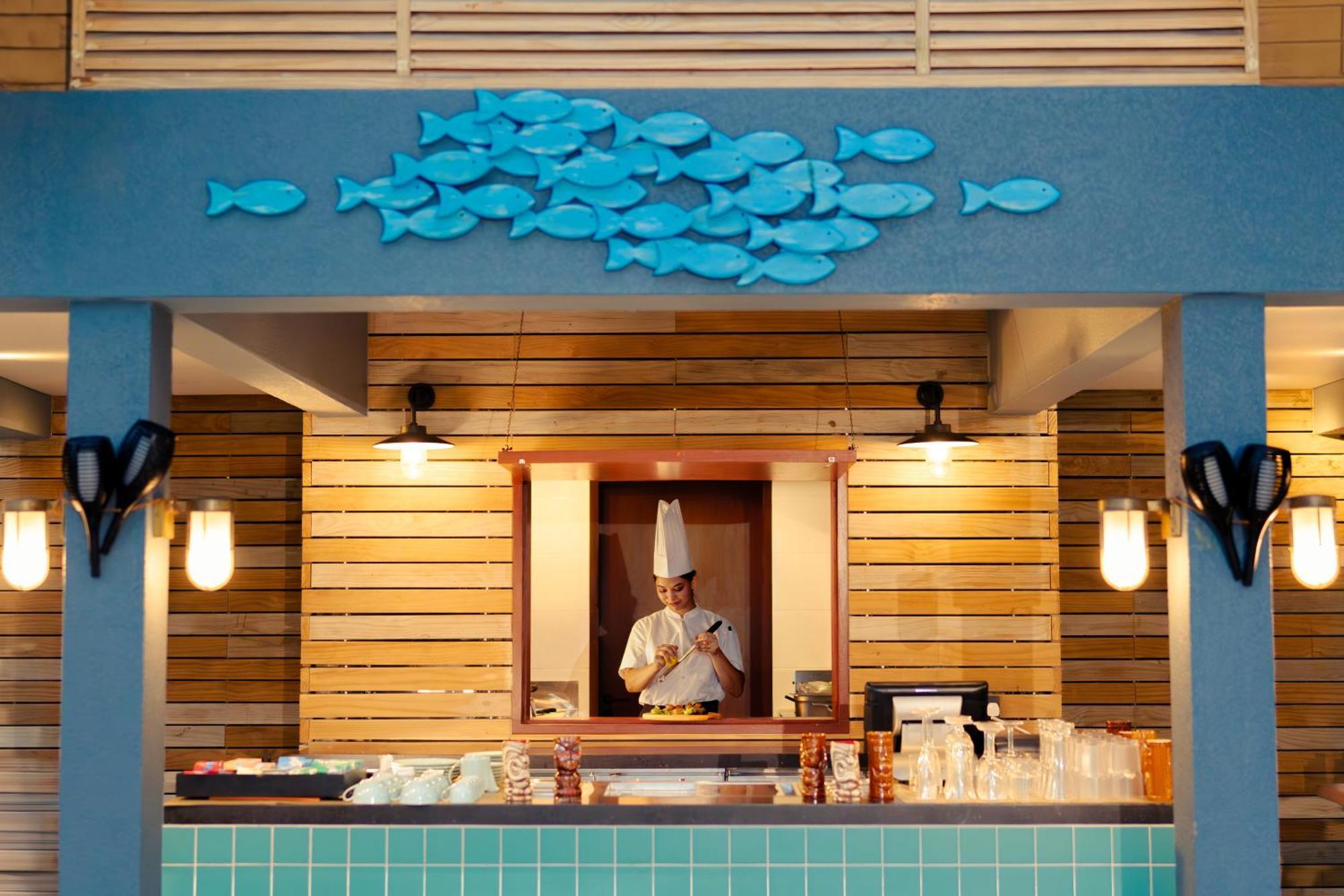 Raaya By Atmosphere Maakurathu Exterior photo